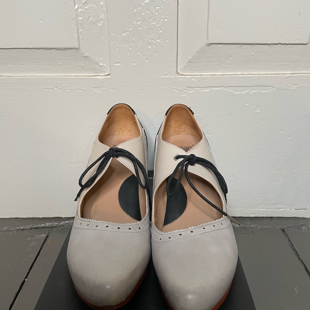 John Fluevog Black and Cream Heels - Picture 4 of 5
